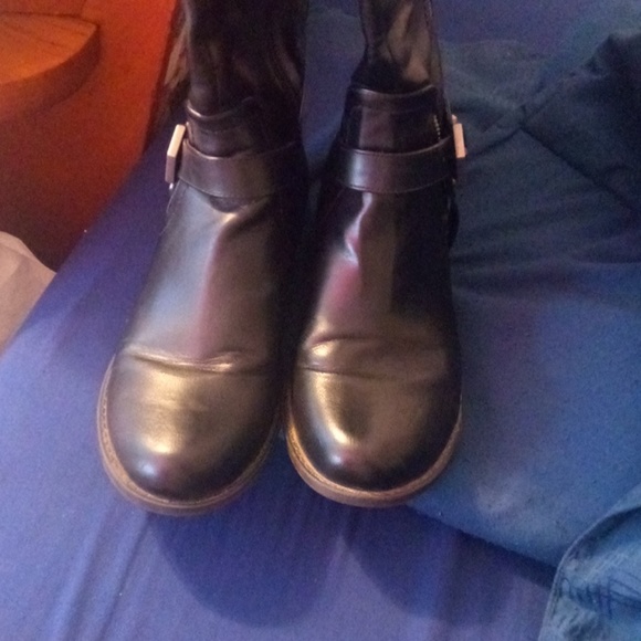 G by Guess riding boots. - Picture 5 of 7